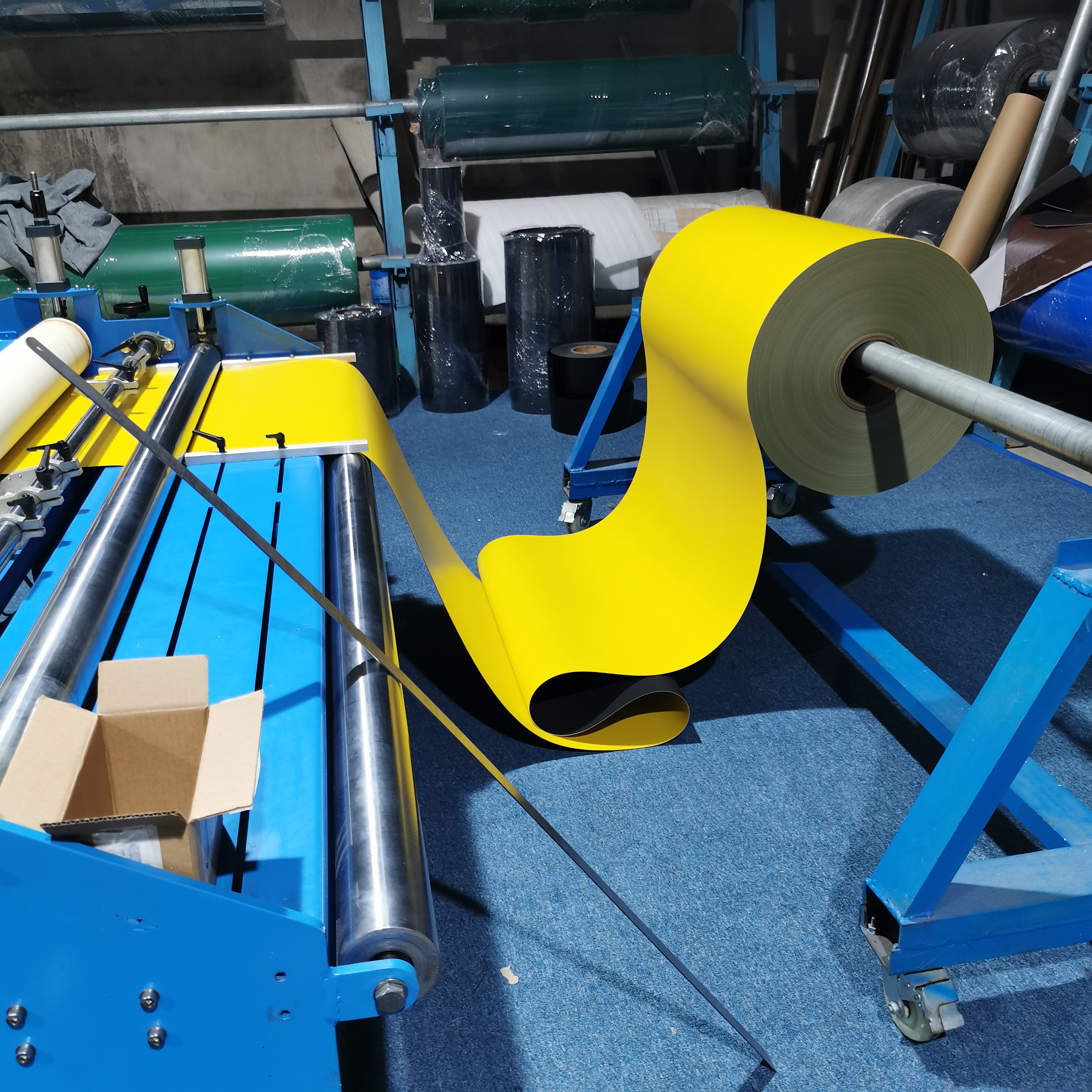 黃色抗靜電PU輸送帶PVC傳動(dòng)帶鋰電池耐磨耐油 耐腐蝕輸送帶